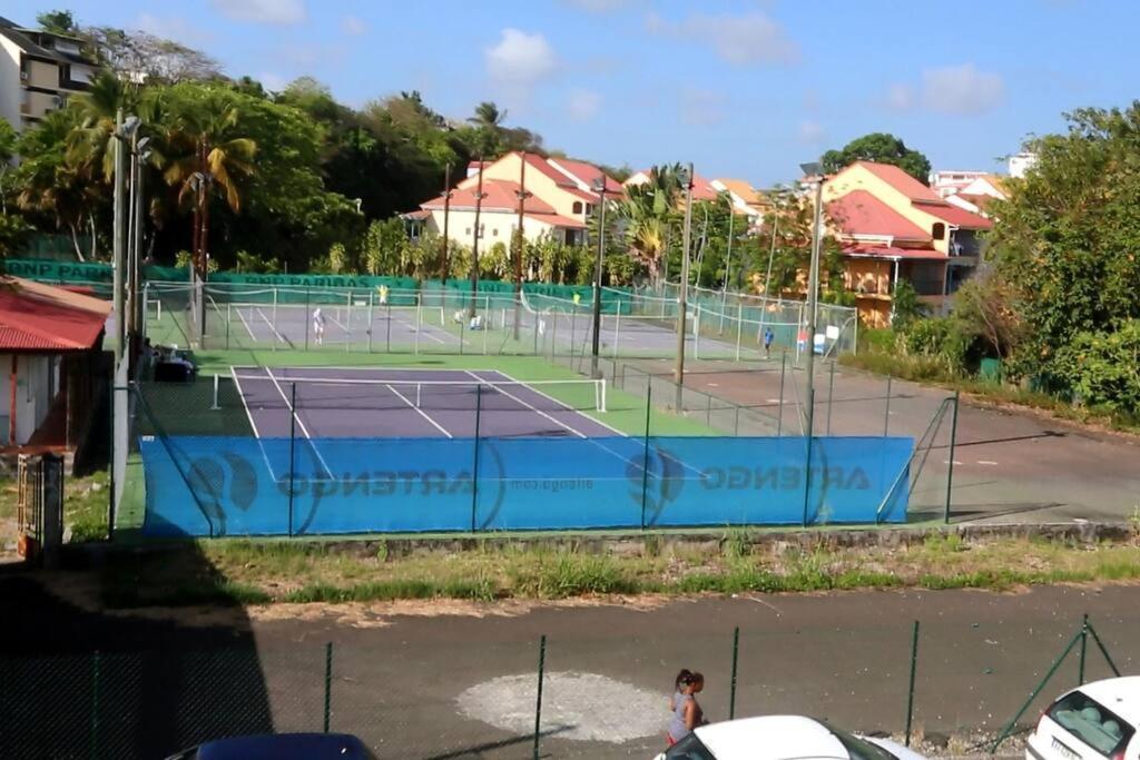 Appart. T2 De Luxe +Jacuzzi, Vue Mer Et Cote Plage Le Gosier  Extérieur photo